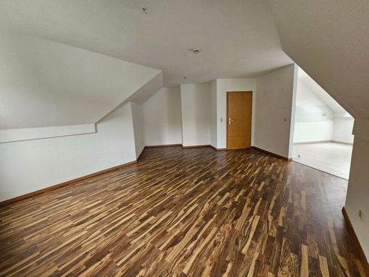 Wohnzimmer mit Küche