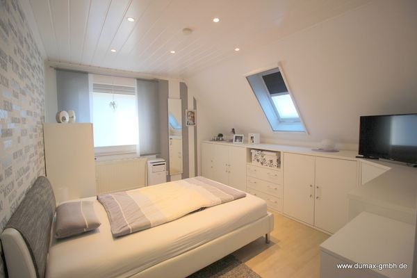 Schlafzimmer 2 (2)