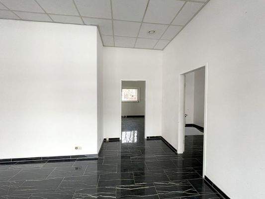 Zugang zu den weiteren Räumen