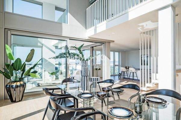 230811_V22_Staging_Duplexapartment_MODERNSWING_c_SeeligStefan  026