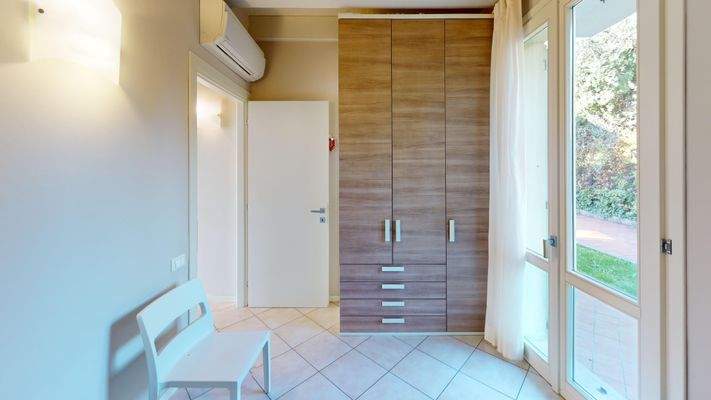 PP-008-132-Bedroom 2.jpg