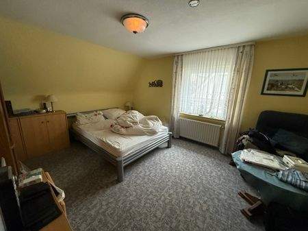 Schlafzimmer Hausnummer 77
