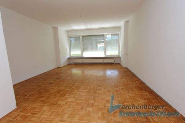 Wohnzimmer (Bild der EG-Wohnung)