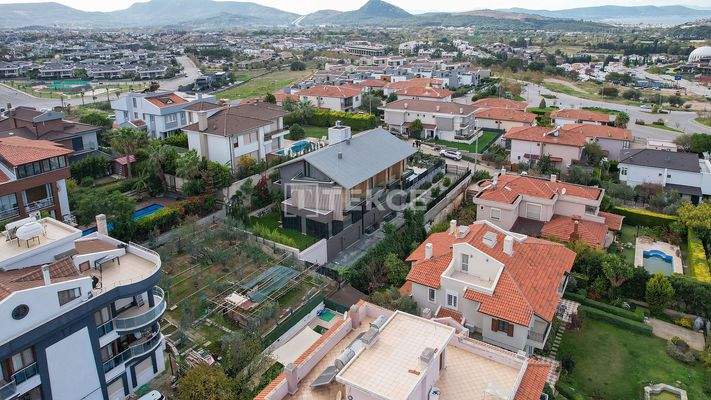 Seaview Villa with a Private Garden and Pool in İzmir