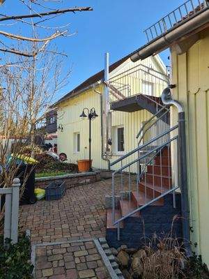 Hausansicht Anbau mit Zugang Terrasse