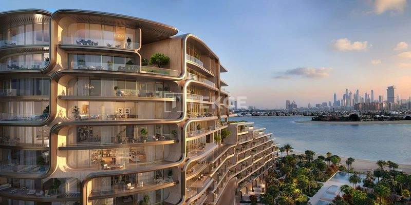 Exclusive Waterfront Apartments in Palm Jumeirah Dubai
