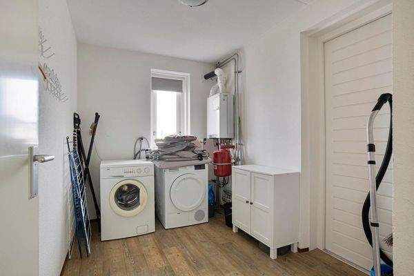 Schlafzimmer Villa Cape Helius Arbeitsplatz Balkon Zugang Yachthafen Hellevoetsluis07