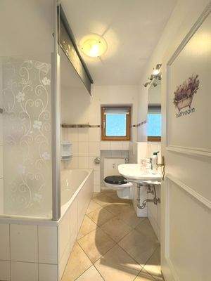 Badezimmer Whg. EG links