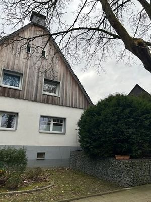 6 Gebäudeansicht.jpg