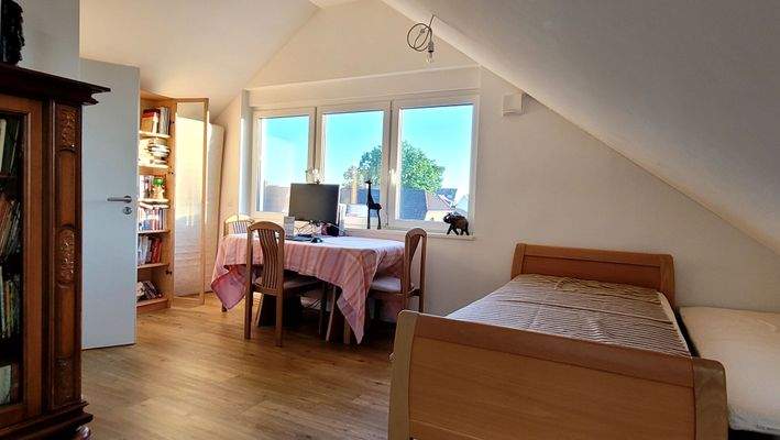 Dachgeschoss 1.1.jpeg