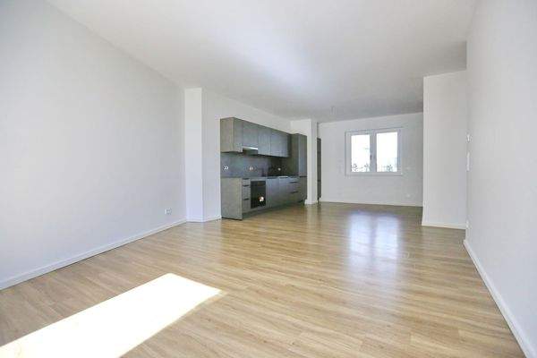 offener Wohnbereich mit Küche