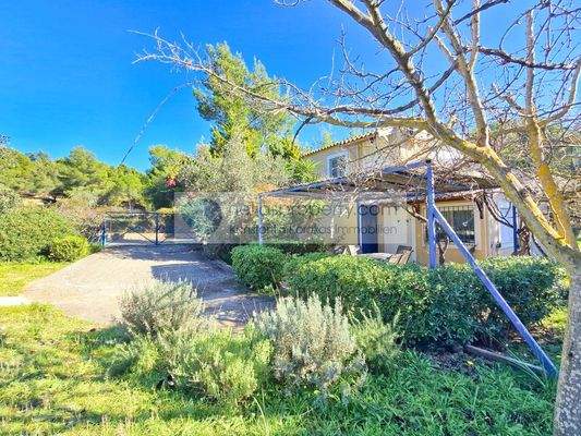 be01c240b310487584c0632165ba7672-original