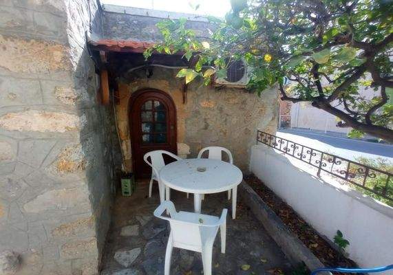 Kreta, Epano Sisi: Doppelhaushälfte mit einem Schlafzimmer. Nur 10 Minuten zu Fuß zum Strand