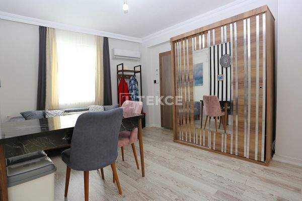 3-Bedroom Apartment with Separate Kitchen in Antalya Muratpaşa
