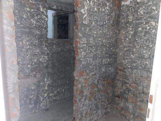 Innenansicht z.Z. entkernt Toiletten