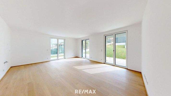 Großes Wohn-Esszimmer