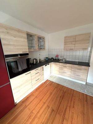 neuwertige Küche 
