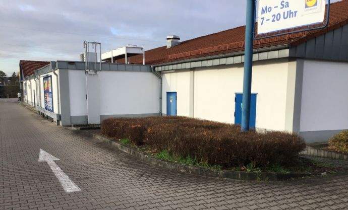 Ladenfläche in bester Lage in St. Ingbert mit großem Parkplatz Kauf