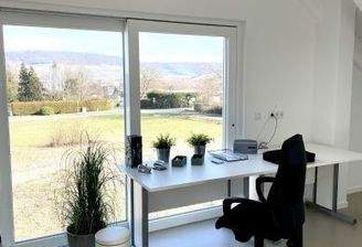 .. Anbau mit Balkon möglich !