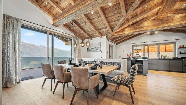 KITZIMMO-Luxusvilla mit Freizeitwohnsitz kaufen - Immobilien Kitzbühel.