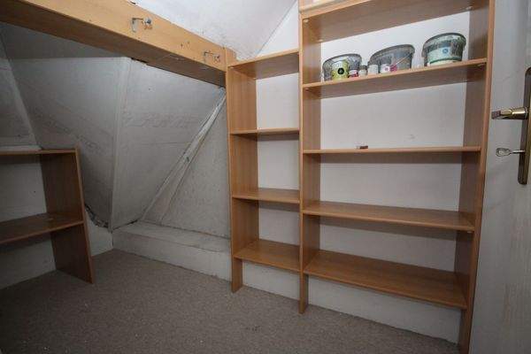 Abstellraum DG rechts