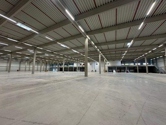 Moderne Logistikhalle Innenansicht