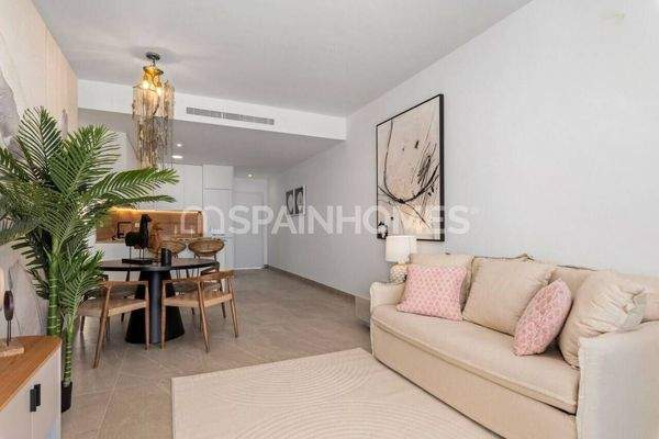 Stylish Flats in a Complex Near Amenities in Benijófar Alicante