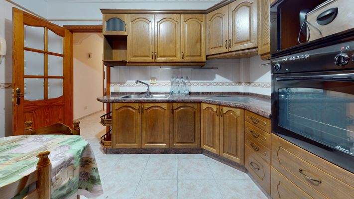 Piso-En-Guanarteme-Kitchen.jpg