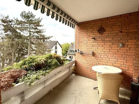 Balkon Ansicht Wohnzi. rechts