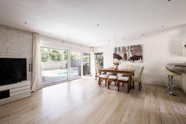 Wohn- und Essbereich EG