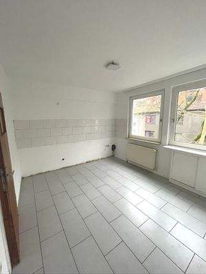 Helles Zimmer mit Fliesen