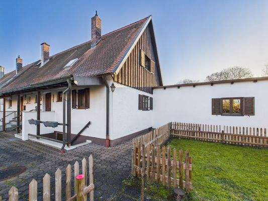 Haus und Garage von Norden