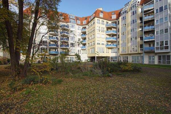 Weitläufiges Grundstück