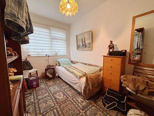 Kinderzimmer / Büro 