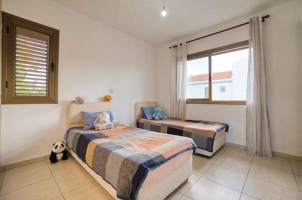 642059-detached-villa-for-sale-in-kato-paphos-univ