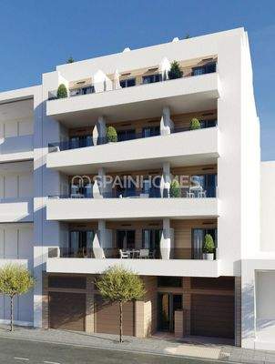 Flats in a Complex with Rooftop Pool in Torrevieja Center