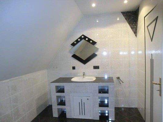 Badezimmer 1.OG - Haus 1 