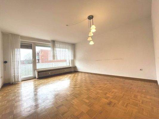 Edler Parkettboden strahlt Wohnlichkeit aus