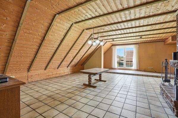 Wohnen/Hobby/Zimmer 5 DG