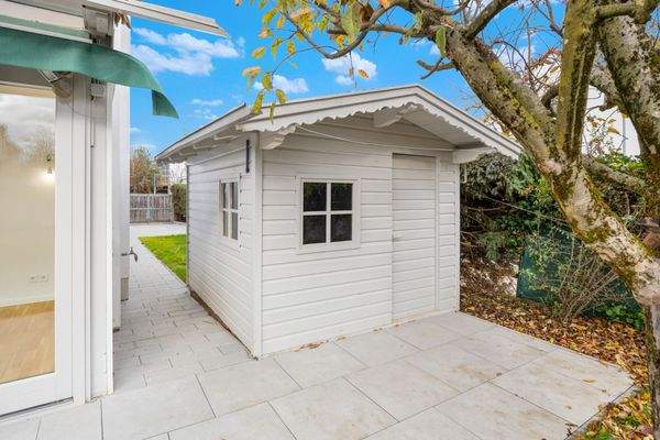 Charmantes Gartenhäuschen