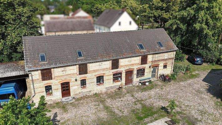 Luftbild rechte Stallung.JPG