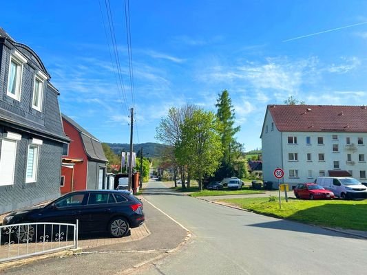 Straßenansicht West