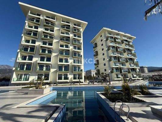 Unique Sea and Pool View Apartment in Demirtaş