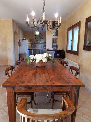 Esstisch für 8 Personen