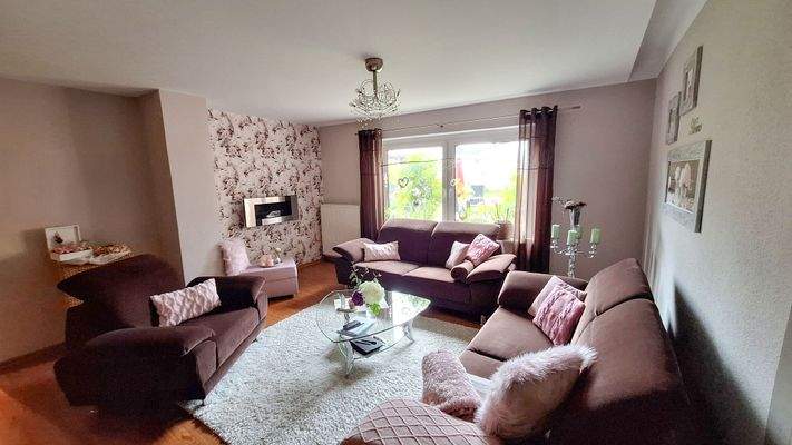 13 EG-Wohnzimmer 145449.jpg