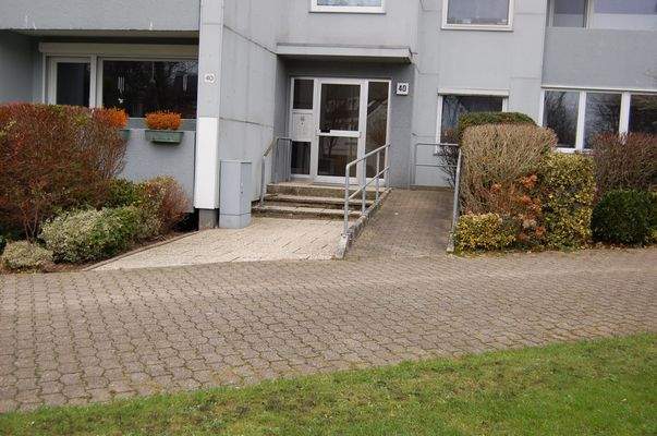 Hauseingang mit Rampe