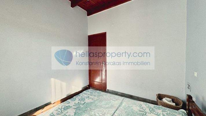 d380616d4bda4c678eda8fb2f2ae259a-original