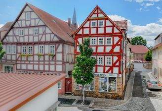 Wohn- und Geschäftshaus