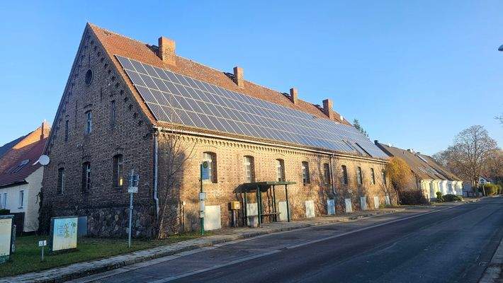 Straßenseite Südwest.jpg