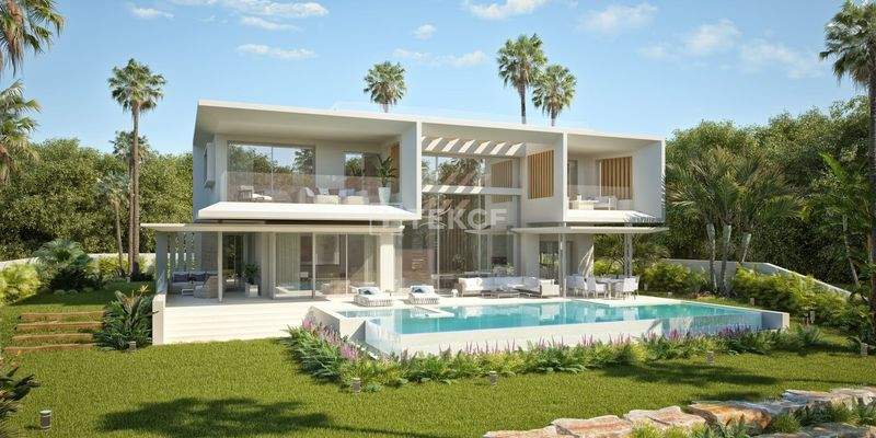 Panoramic Sea View Chic Design Villas in Ojen Malaga